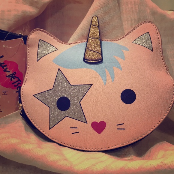 Betsey Johnson Handbags - Betsey Johnson Cat Unicorn Wristlet 🐈🦄😻